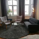 Obszerne Mieszkanie W Centrum Uzdrowiska Z Garazem 公寓