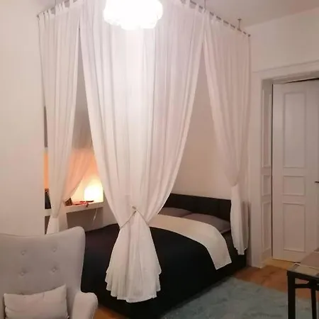 Apartment Obszerne Mieszkanie W Centrum Uzdrowiska Z Garazem Swieradow-Zdroj