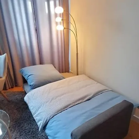 Obszerne Mieszkanie W Centrum Uzdrowiska Z Garazem *