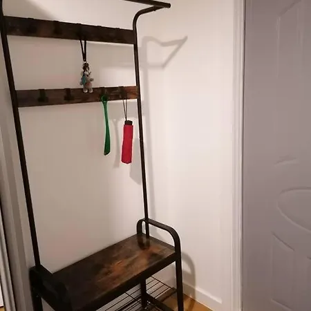 Obszerne Mieszkanie W Centrum Uzdrowiska Z Garazem * Świeradów-Zdrój