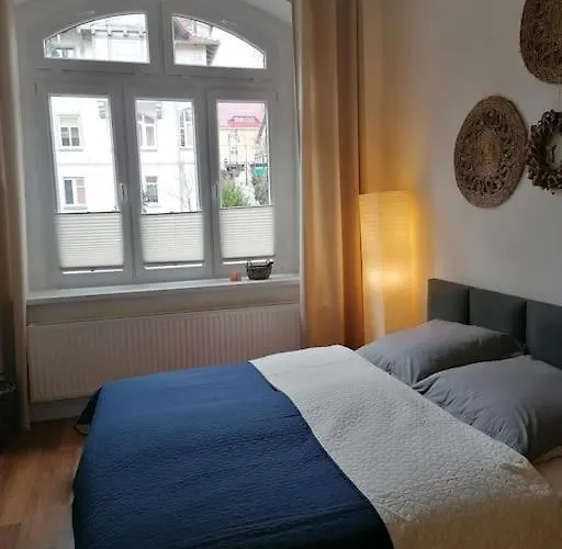 Obszerne Mieszkanie W Centrum Uzdrowiska Z Garazem