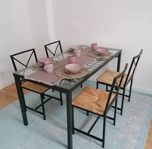 Obszerne Mieszkanie W Centrum Uzdrowiska Z Garazem דירה *