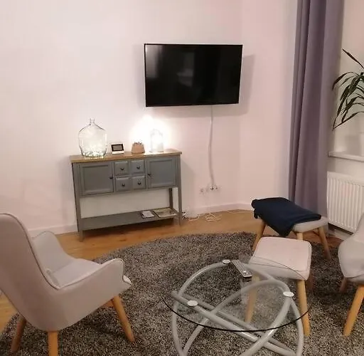 Obszerne Mieszkanie W Centrum Uzdrowiska Z Garazem *